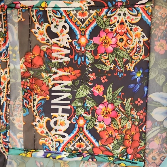 🌷HP🌷JOHNNY WAS Floral Nylon Tote Bag - Picture 5 of 10
